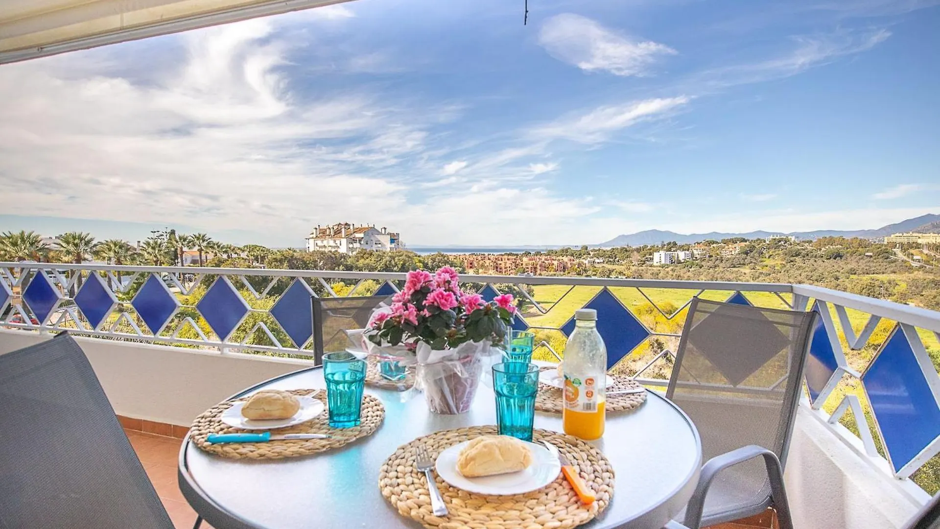 Elviria Pool And Beach Marbella 0*,
